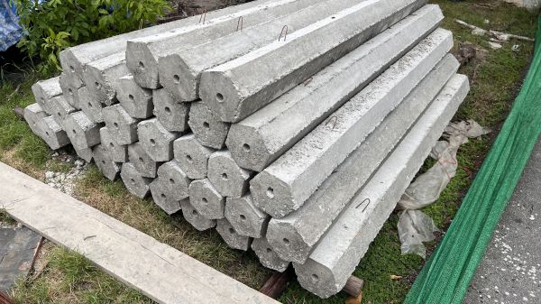 Cost of Concrete Piling Service in Carson City